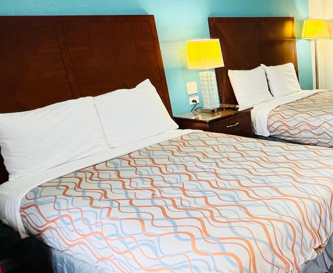 Relax Inn לאוטון מראה חיצוני תמונה